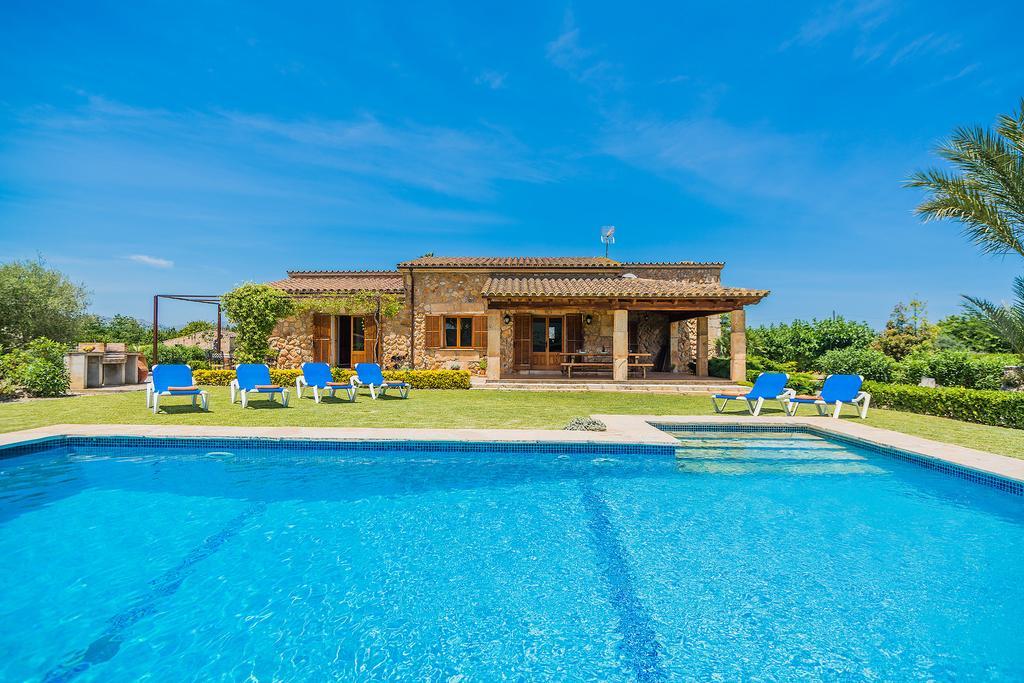 Ca Na Francisca Villa Alcudia  Luaran gambar